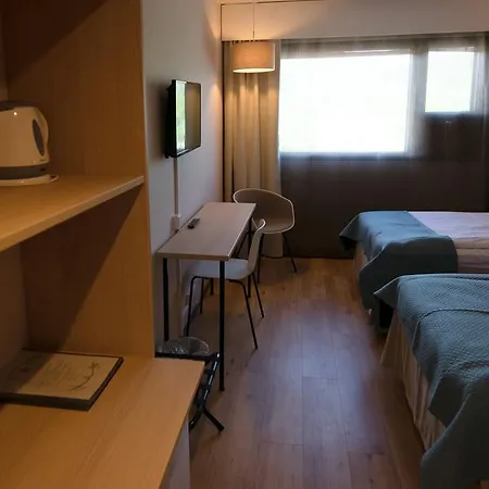 Kivitasku Hotel 3*